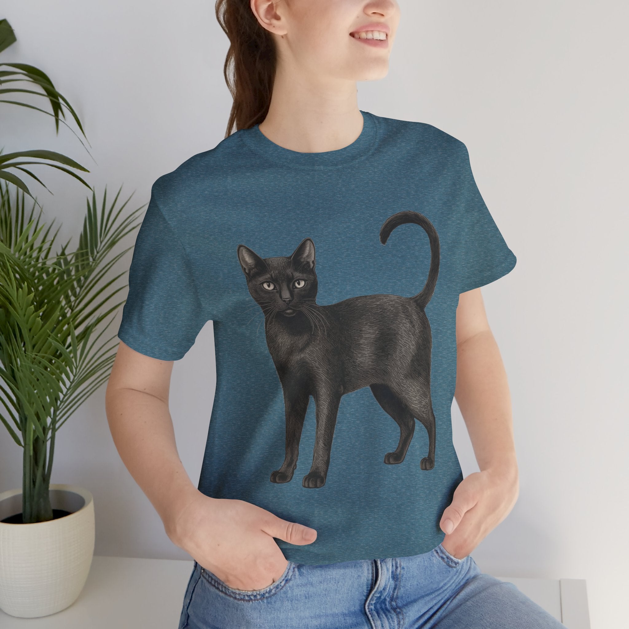American Short Hair Black Cat (Adult Short Sleeve T-Shirt)