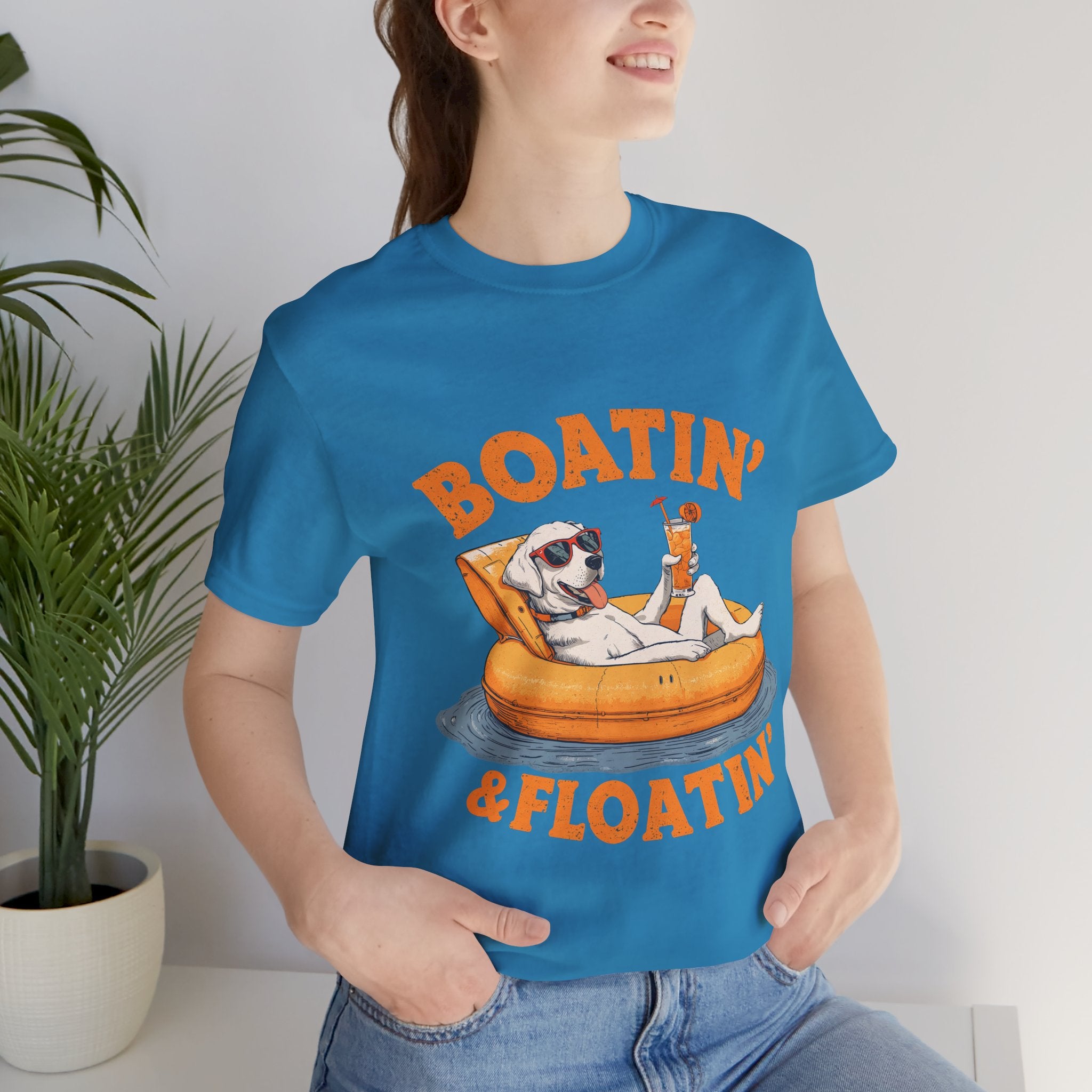 Boatin' & Floatin' (Yellow Lab) (Adult Short Sleeve T-Shirt)
